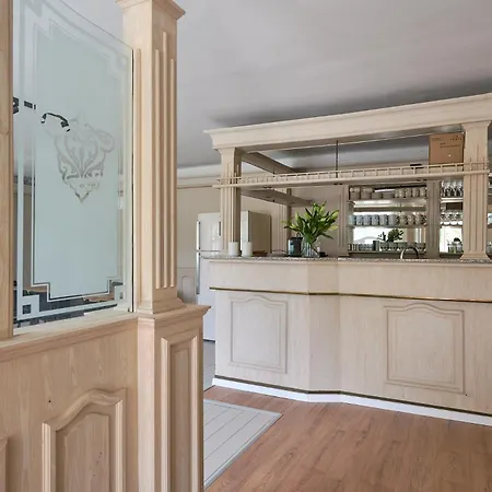 شقة Buekfalva Kuria Apartmanhaz