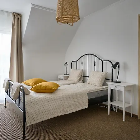 شقة Buekfalva Kuria Apartmanhaz Bük